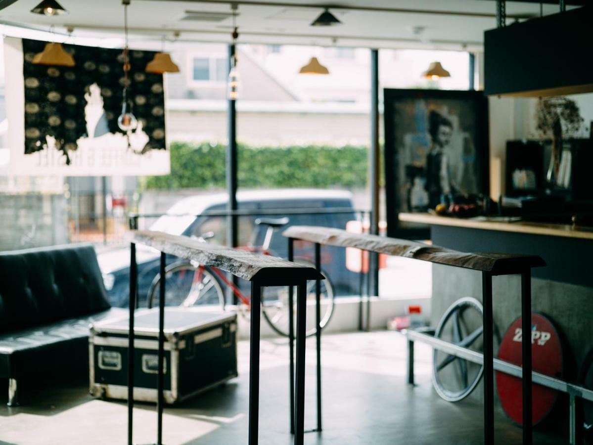 Aien Coffee & Hostel Čatan Exteriér fotografie